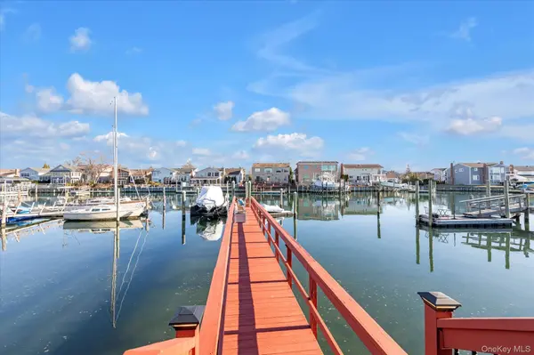 2072 Legion ST, Bellmore, NY 11710