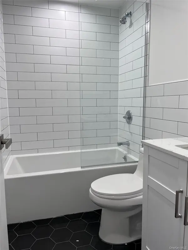1062 Clay AVE #1FL, Bronx, NY 10456