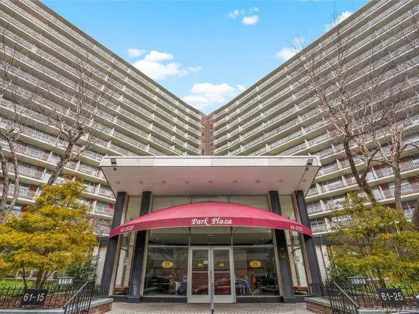 61-25 97th ST #12P, Rego Park, NY 11374