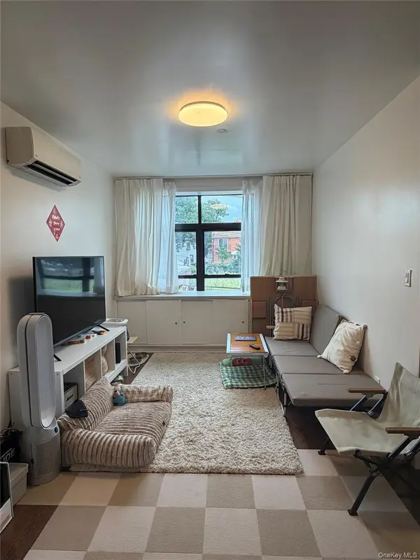 22-30 College Point BLVD #3B, College Point, NY 11356