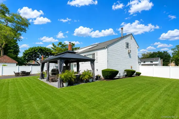 164 Bark AVE, Central Islip, NY 11722