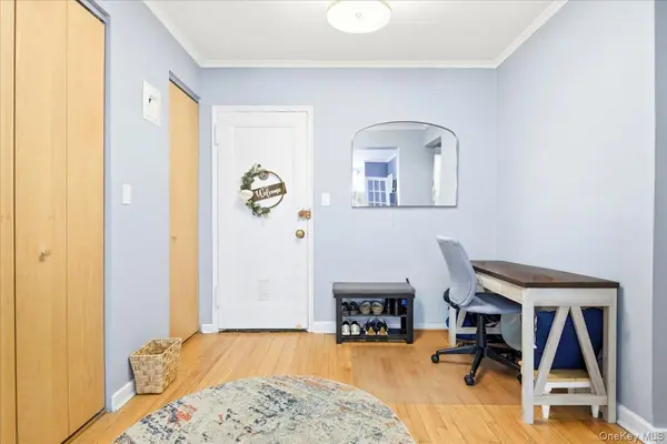 67-38 108th ST #C/34, Forest Hills, NY 11375