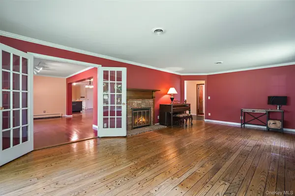 2 Pine Tree DR, Katonah, NY 10536
