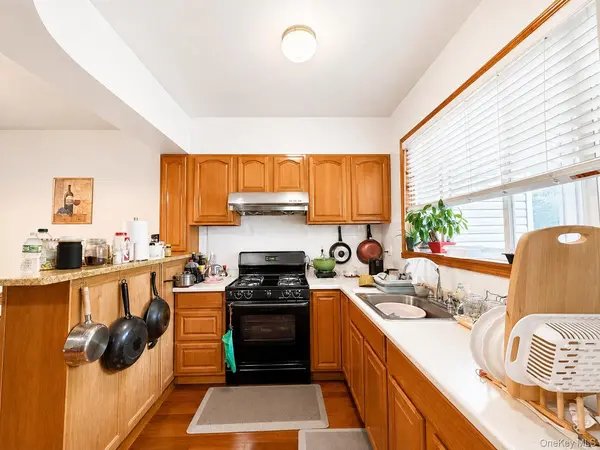 88-31 88th ST, Woodhaven, NY 11421