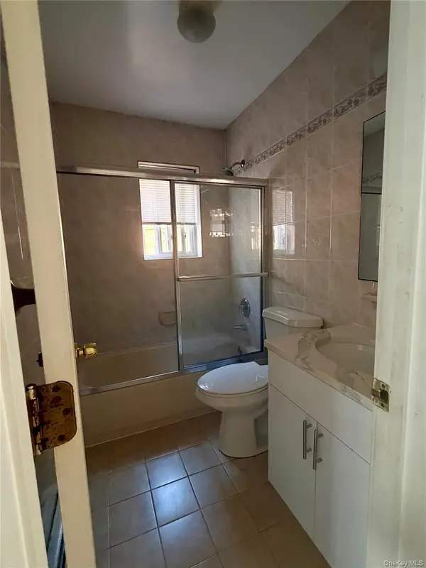 4370 160th ST #1FL, Flushing, NY 11358