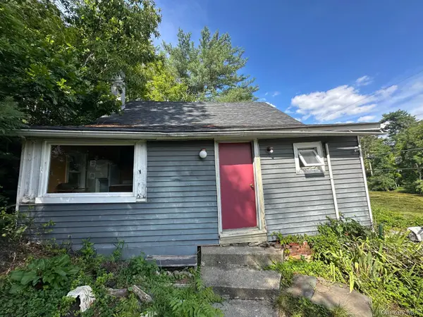 348-354 Binnewater RD, Kingston, NY 12401