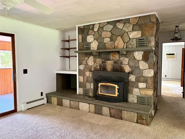 249 David Rhodes RD, Wurtsboro, NY 12790