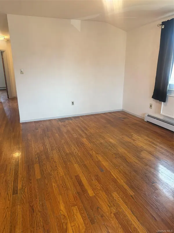 144-87 176th ST, Springfield Gardens, NY 11434