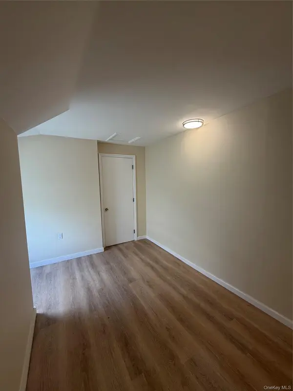 14-20 114th ST ##3, College Point, NY 11356