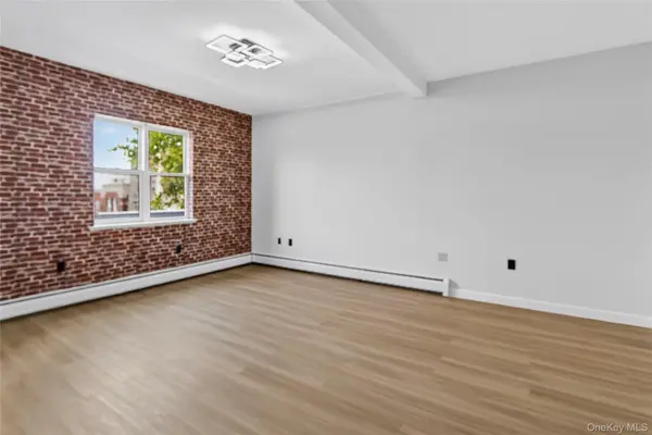 20 S Broadway #305, Nyack, NY 10960