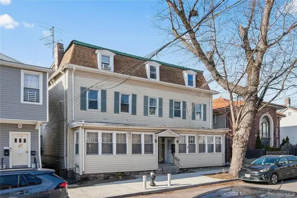 1524 124th ST, College Point, NY 11356
