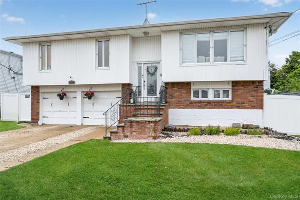 103 Motor AVE, Farmingdale, NY 11735