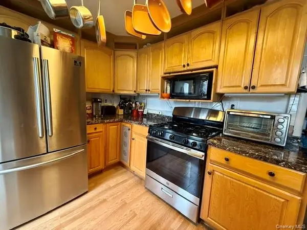 30 W 11th RD, Broad Channel, NY 11693