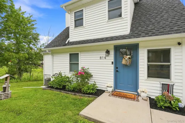 814 County Route 12, New Hampton, NY 10958