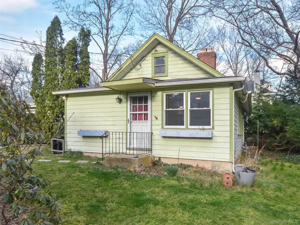 67 Glenlawn AVE #Cottage, Sea Cliff, NY 11579