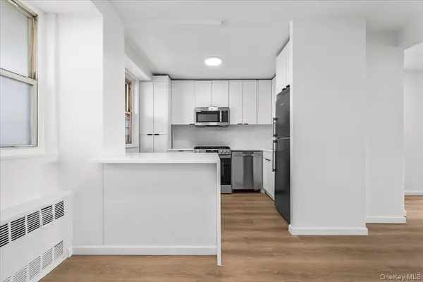 5800 Arlington AVE #16L, Bronx, NY 10471