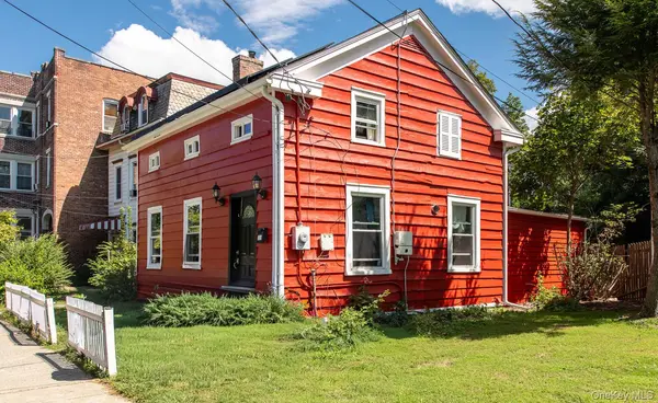 88 S Hamilton ST, Poughkeepsie, NY 12601