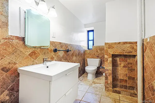 102-32 65th AVE #B13, Forest Hills, NY 11375