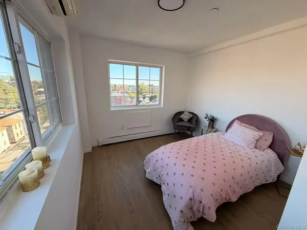 43-18 Robinson ST #7C, Flushing, NY 11355