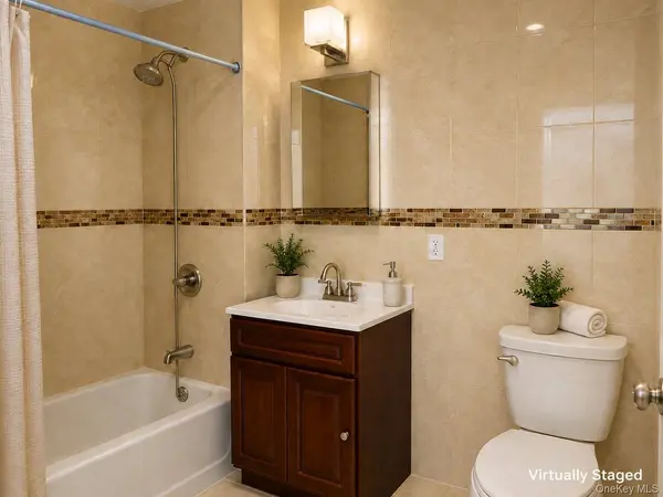 22-30 College Point BLVD #2G, College Point, NY 11356