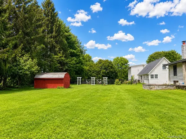 41 Buena Vista AVE, Wallkill, NY 12589