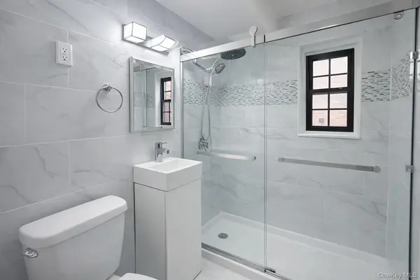 141-20 77 RD #1C, Kew Garden Hills, NY 11367