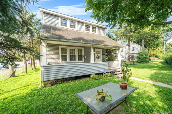 197 McKay RD, Huntington Station, NY 11746