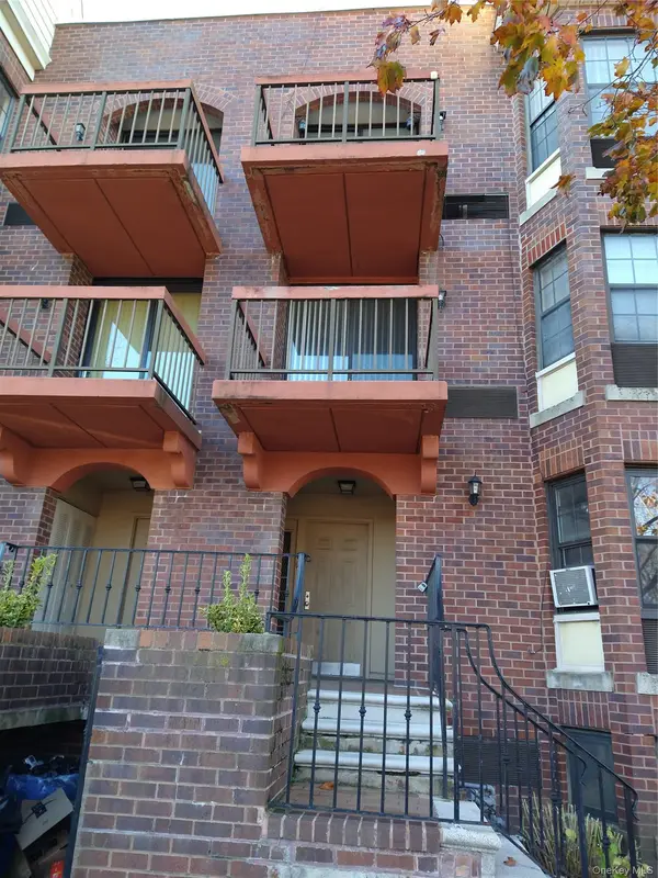 7118 164th ST #2132, Fresh Meadows, NY 11365