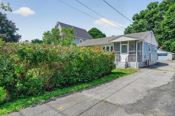 293 Highland Ave EXT, Middletown, NY 10940