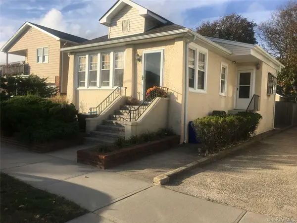 517 E Market ST, Long Beach, NY 11561