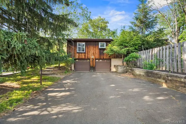 103 Waters Edge, Congers, NY 10920