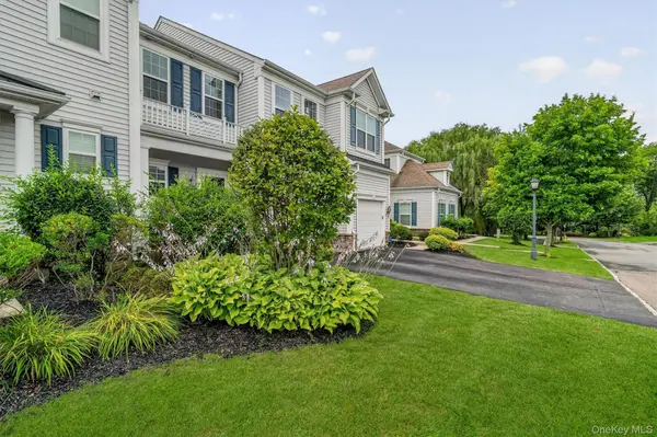 12 Brighton DR #1404, Newburgh, NY 12550