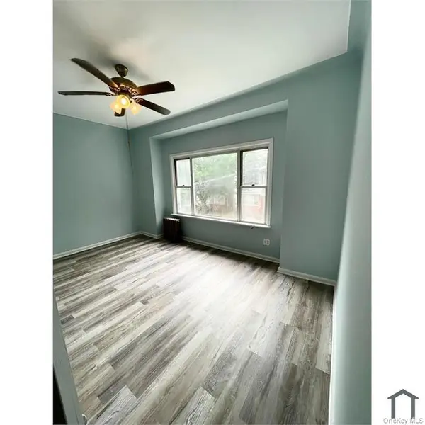91-15 82nd ST #2nd FL, Woodhaven, NY 11421