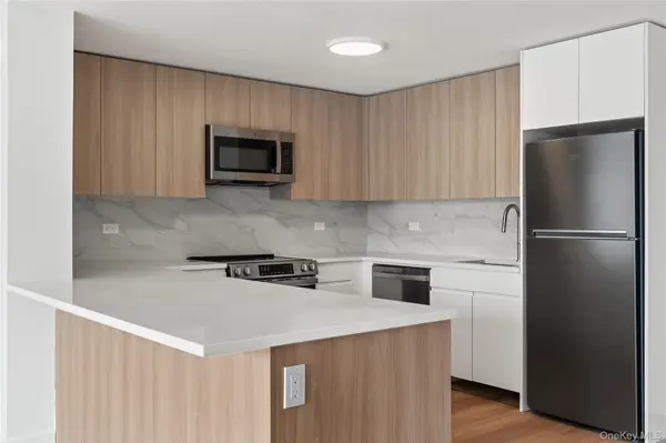 1 Lyon PL #411, White Plains, NY 10601