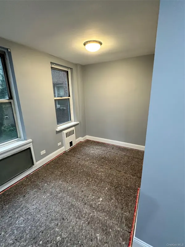 2385 Barker AVE #2B, Bronx, NY 10467