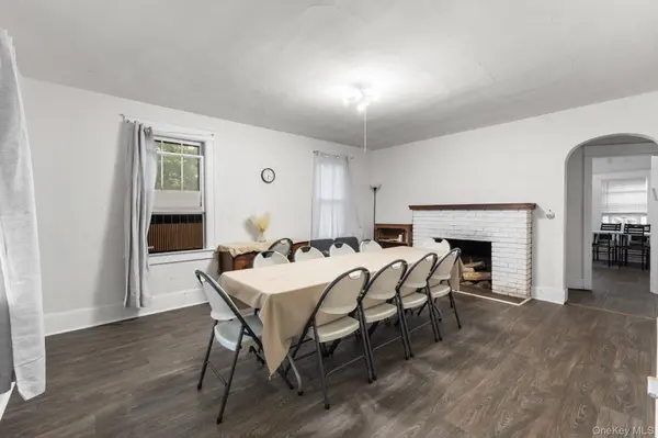 7 Jones TER, Fallsburg, NY 12788