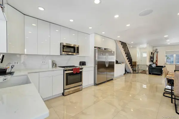 1701 Burnett ST, Brooklyn, NY 11229