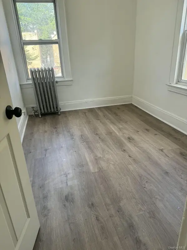 37-45 94th ST, Jackson Heights, NY 11372