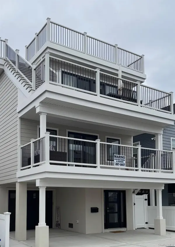 101 Wisconsin ST, Long Beach, NY 11561