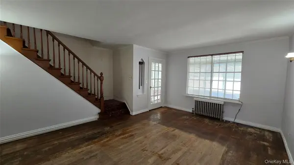 10531 63rd AVE, Forest Hills, NY 11375