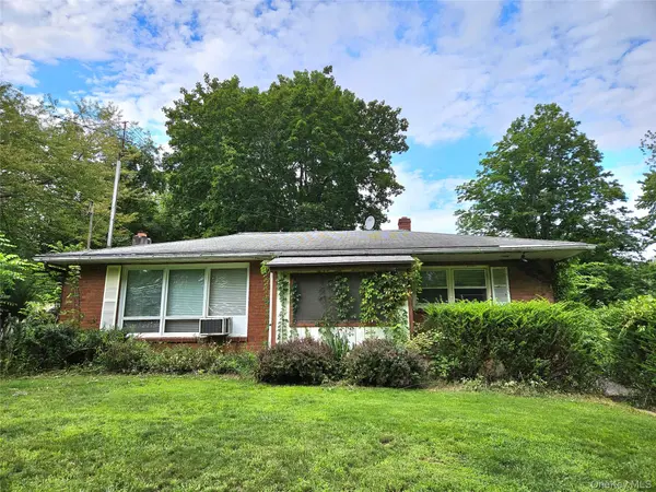198 S Riverside RD, Highland, NY 12528