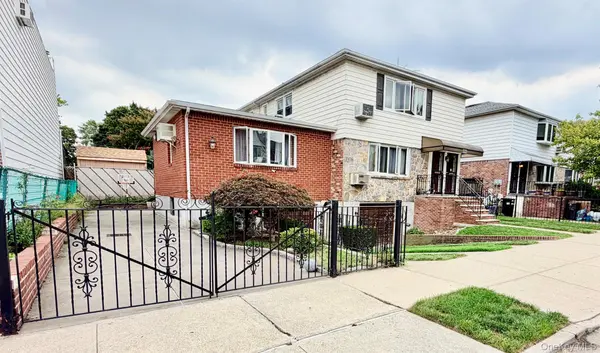 89-16 Doran Ave., Glendale, NY 11385
