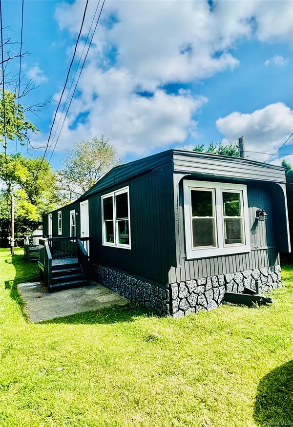222 Lehigh AVE, Chester, NY 10918