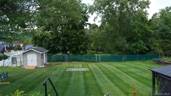 31 Still RD, Monroe, NY 10950