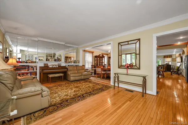 18433 Tudor RD, Jamaica Estates, NY 11432