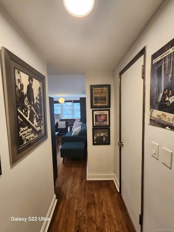 35-21 79st #1L, Jackson Heights, NY 11372