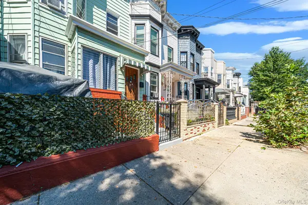 84 Autumn AVE, Brooklyn, NY 11208
