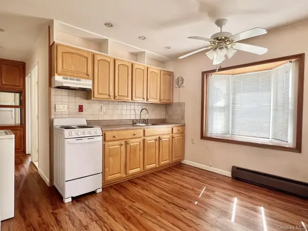471 Division, Hicksville, NY 11801