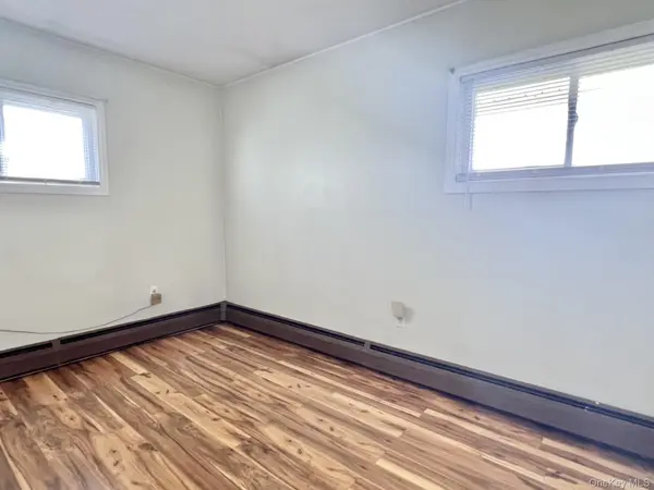471 Division, Hicksville, NY 11801