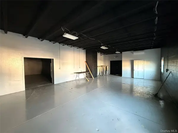 120 N Perimeter RD #1040, Westhampton Beach, NY 11978